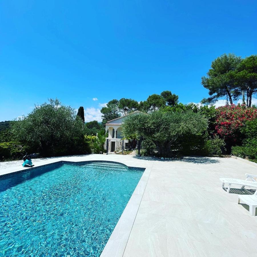 Villa La Carpenee Roquefort Les Pins Bagian luar foto